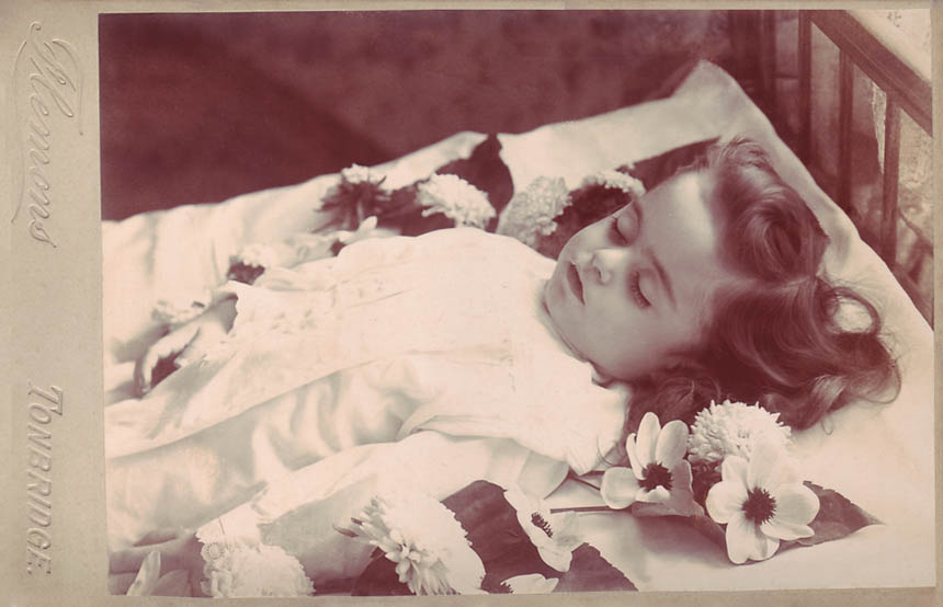 Post mortem photograph of a young girl, taken in Tonbridge, Kent
